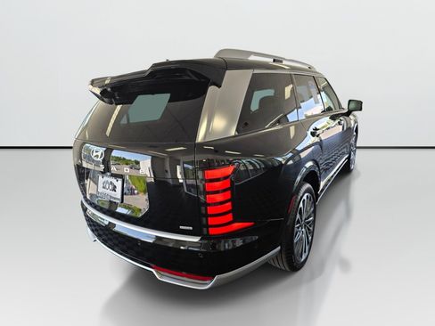 New 2026 Hyundai Palisade Calligraphy AWD/4WD image 3
