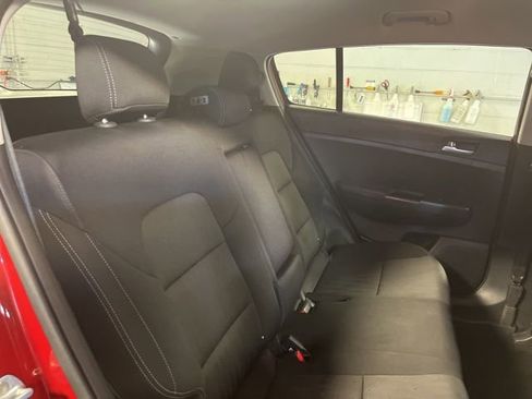 Used 2019 Kia Sportage LX image 25