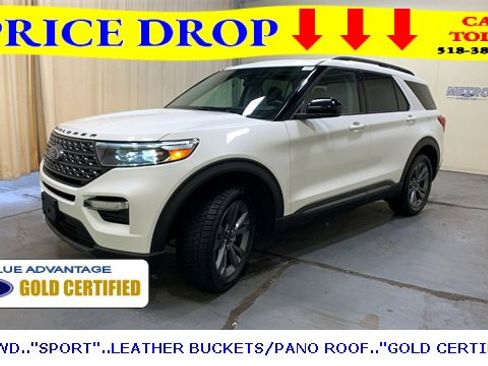 Certified 2022 Ford Explorer XLT w/ Equipment Group 202A image 8