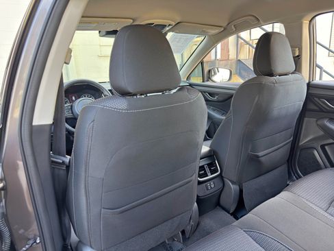 Used 2024 Subaru Outback Premium AWD/4WD image 34