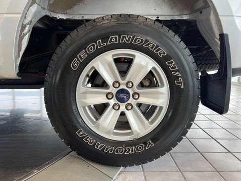 Used 2016 Ford F150 XL w/ Equipment Group 101A Mid AWD/4WD image 32