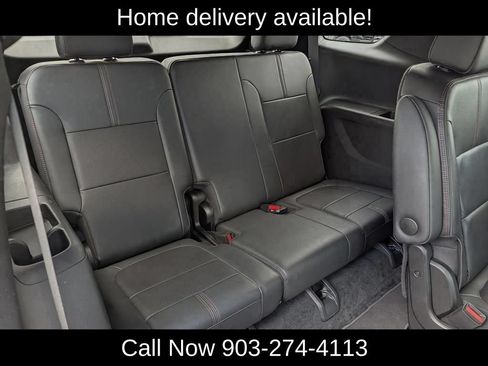 Used 2023 Chevrolet Traverse RS FWD image 52