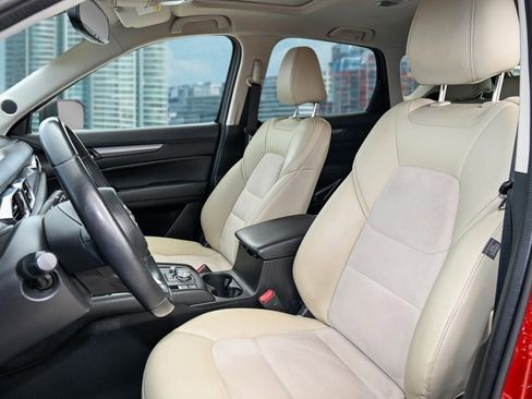 Used 2019 MAZDA CX-5 Touring image 8