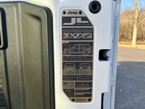 Used 2023 Jeep Wrangler Unlimited Rubicon 392 w/ Xtreme Recon 35" Tire Package image 10