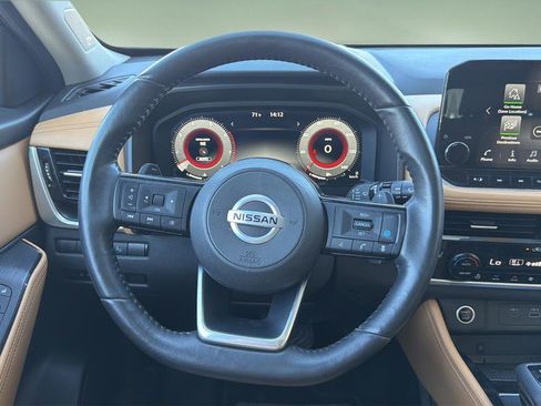 Certified 2021 Nissan Rogue Platinum image 9