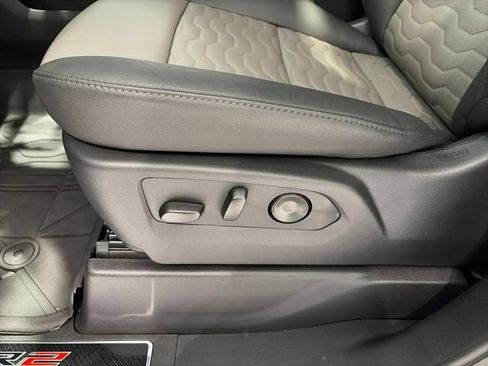 New 2026 Chevrolet Silverado 2500 ZR2 AWD/4WD image 13