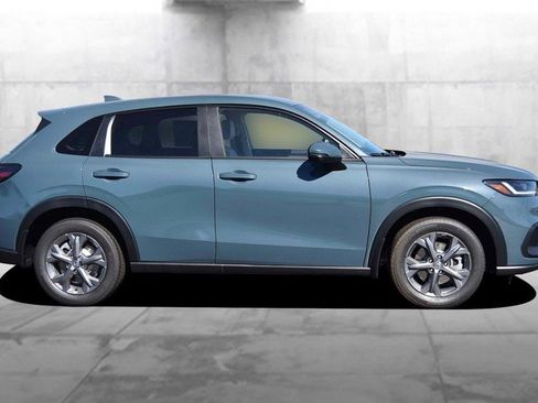 New 2026 Honda HR-V LX image 5