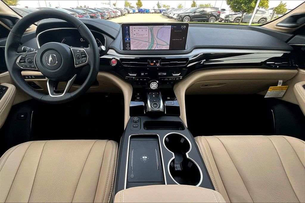 Certified 2026 Acura MDX w/ Technology Package FWD image 4