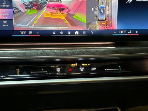 Used 2023 BMW 740i RWD image 21