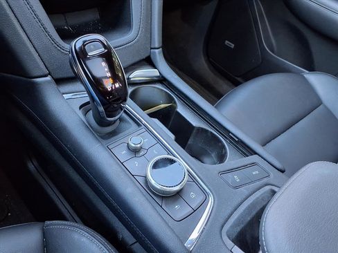 Certified 2024 Cadillac XT6 Luxury image 15