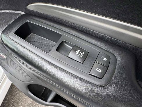 Used 2018 Dodge Durango SRT w/ SRT Interior Appearance Group AWD/4WD image 34