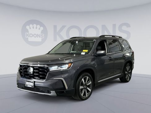 Used 2023 Honda Pilot Elite image 1
