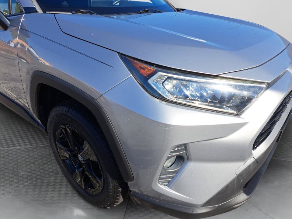 Used 2019 Toyota RAV4 XLE FWD image 18