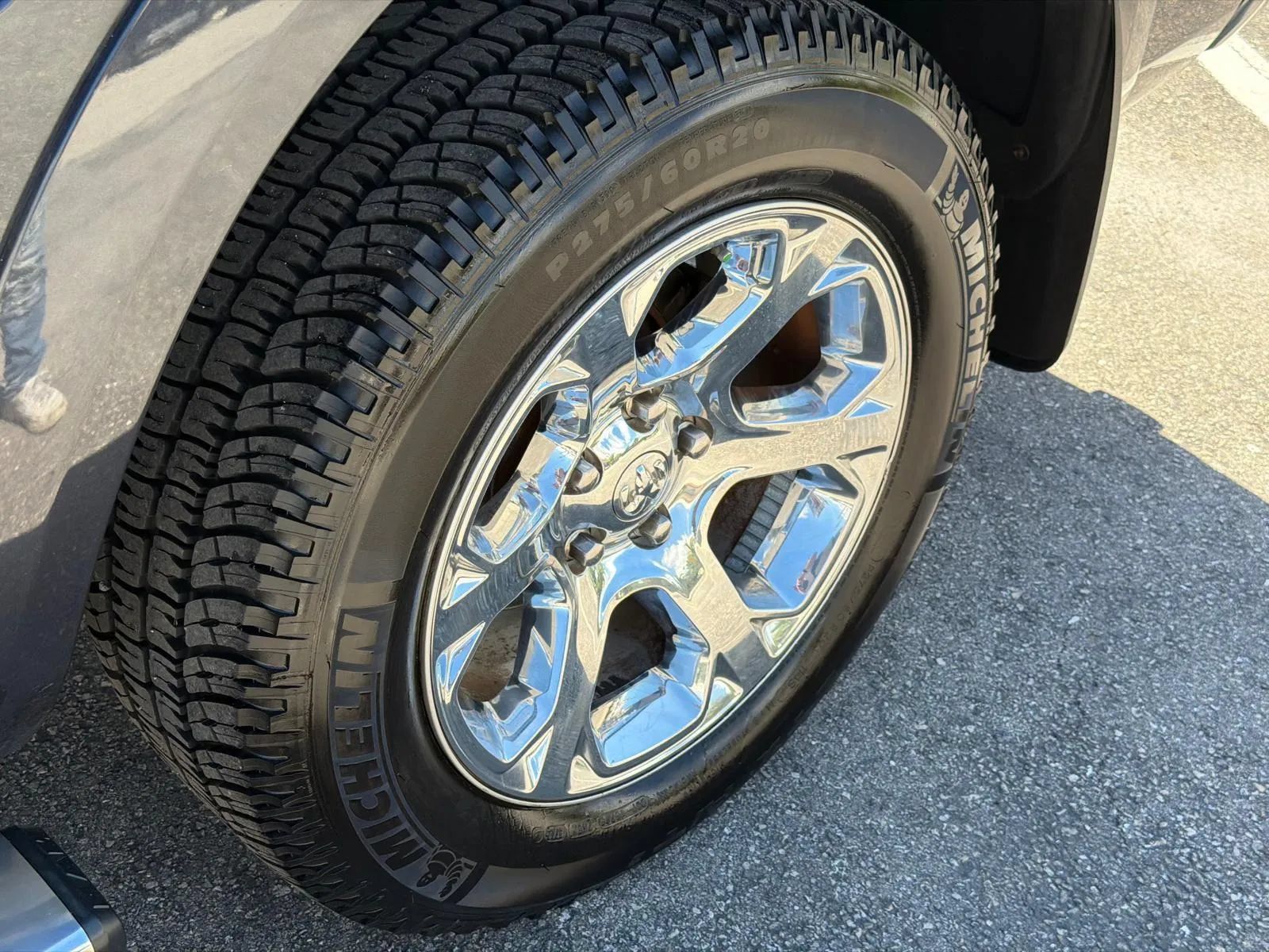 Used 2016 RAM 1500 Laramie w/ Convenience Group AWD/4WD image 12