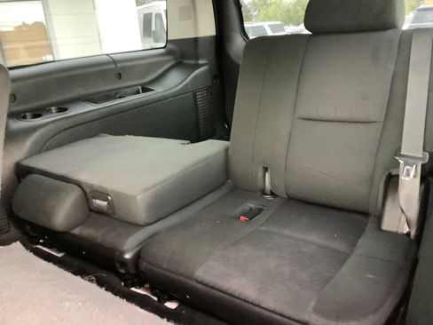 Used 2012 Chevrolet Suburban 2500 w/ Skid Plate Package AWD/4WD image 33