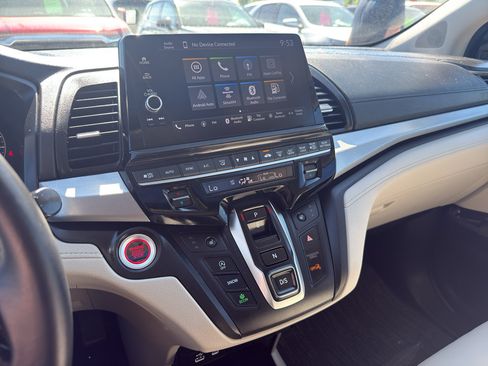 Used 2025 Honda Odyssey EX-L image 17