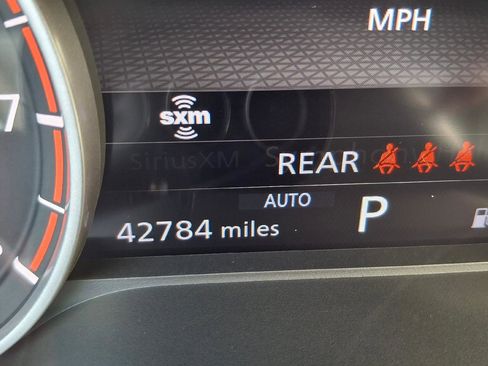 Used 2022 Nissan Rogue SV AWD/4WD image 15