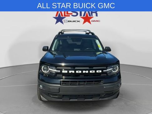 Used 2023 Ford Bronco Sport Outer Banks w/ Tech Package AWD/4WD image 2