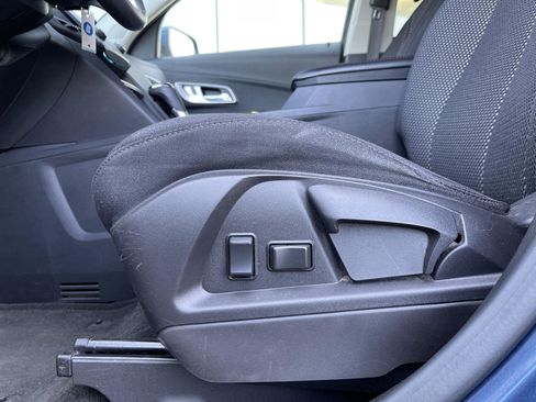Used 2017 Chevrolet Equinox LT FWD image 13