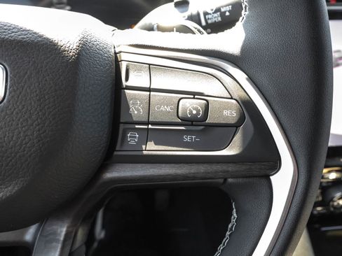 New 2025 Jeep Grand Cherokee Limited image 26