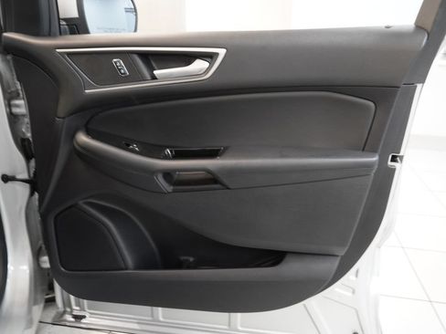 Used 2019 Ford Edge SEL w/ Equipment Group 201A AWD/4WD image 33