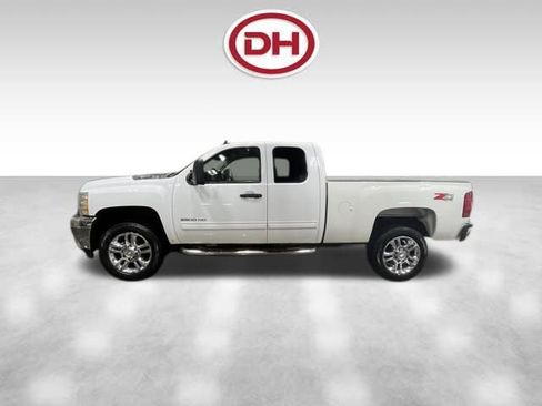Used 2012 Chevrolet Silverado 2500 LT w/ Interior Plus Package image 8