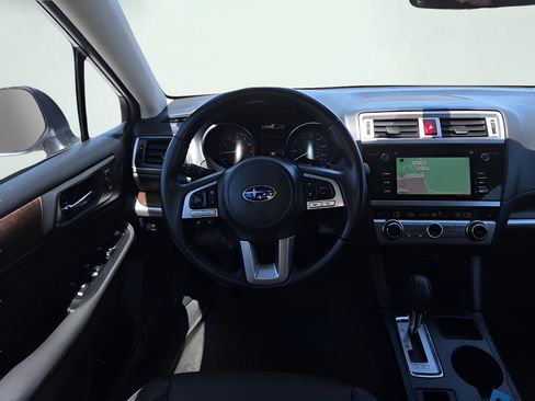 Used 2017 Subaru Outback 2.5i Limited AWD/4WD image 14