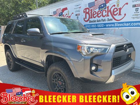 Used 2021 Toyota 4Runner TRD Off-Road AWD/4WD image 1