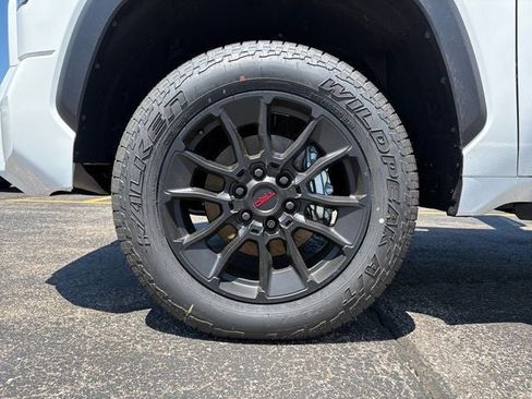 New 2026 Toyota Tundra SR5 AWD/4WD image 17