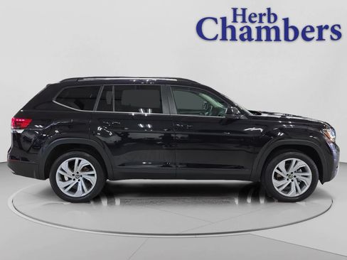 Used 2023 Volkswagen Atlas SE w/ Panoramic Sunroof Package AWD/4WD image 11