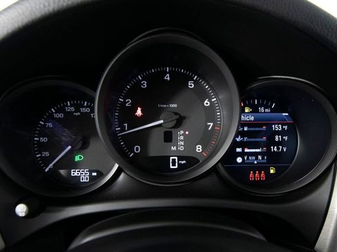 Certified 2026 Porsche Macan AWD/4WD image 23