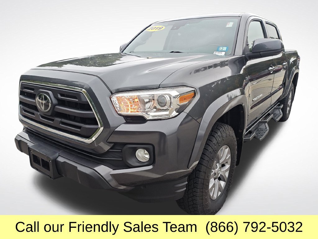 Used 2019 Toyota Tacoma SR5 AWD/4WD image 1