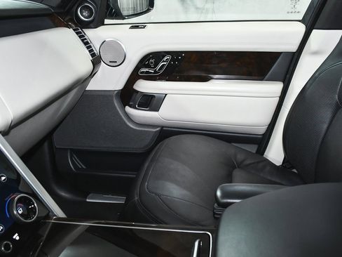 Used 2021 Land Rover Range Rover Westminster Edition image 50