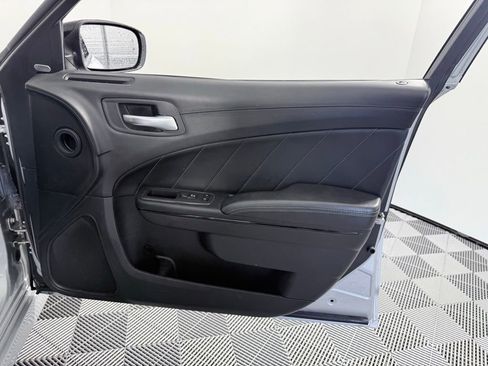 Used 2022 Dodge Charger R/T w/ Plus Group image 10