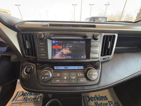 Used 2013 Toyota RAV4 Limited image 16