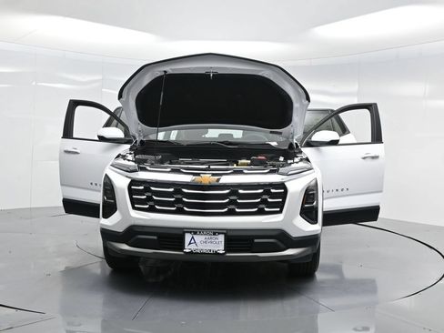 New 2026 Chevrolet Equinox LT AWD/4WD image 36