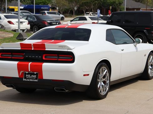 Used 2017 Dodge Challenger SRT w/ Technology Group image 10