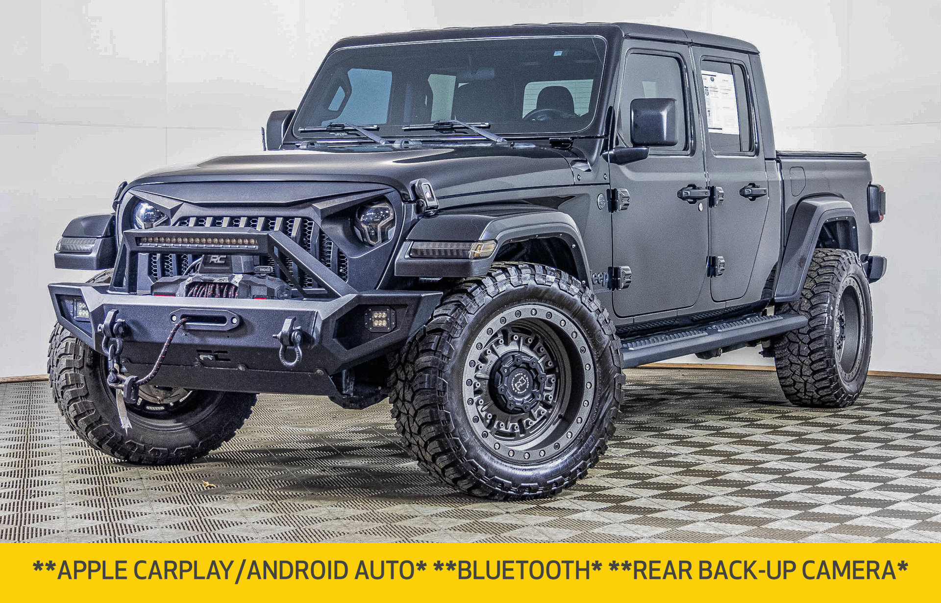 Used 2022 Jeep Gladiator Sport AWD/4WD image 2