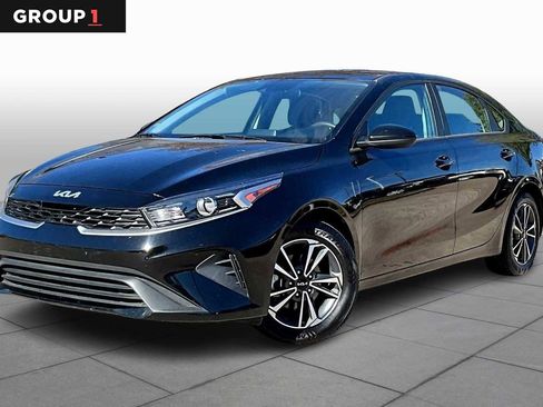 Certified 2024 Kia Forte LXS image 1