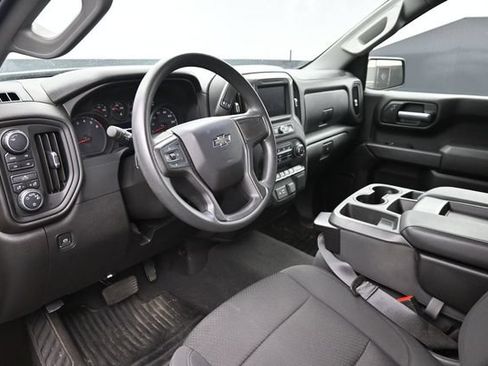 Used 2021 Chevrolet Silverado 1500 Custom Trail Boss w/ LPO, Dark Essentials Package AWD/4WD image 13