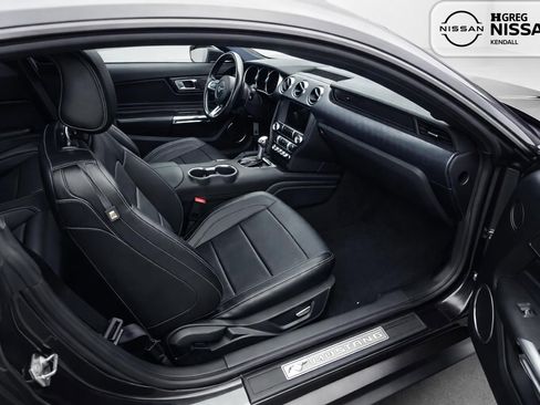 Used 2020 Ford Mustang GT Premium w/ GT Performance Package RWD image 11