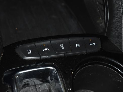 Used 2022 Chevrolet TrailBlazer ACTIV w/ Convenience Package image 16