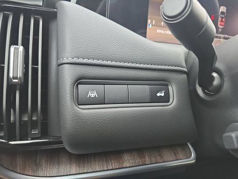 New 2026 Nissan Armada SL RWD image 10