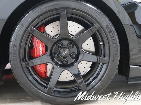 Used 2017 Ford Mustang Shelby GT350R w/ Equipment Group 920A image 25