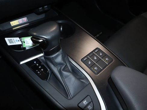 Used 2023 Lexus UX 250h AWD w/ Accessory Package (Z1) image 33