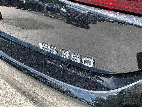 Used 2025 Lexus ES 350 w/ Premium Package FWD image 10