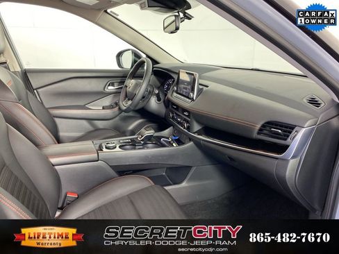 Used 2025 Nissan Rogue SV w/ Rock Creek Premium Package image 30