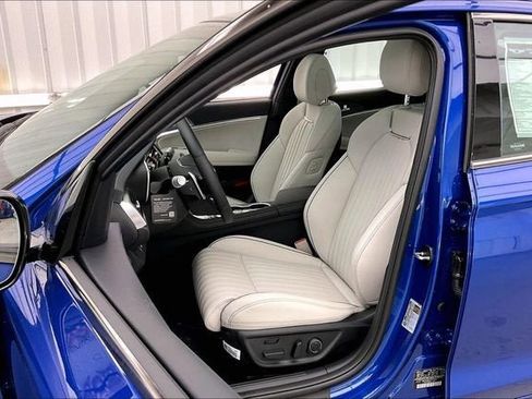 New 2026 Genesis G70 3.3T Sport Prestige AWD/4WD image 32