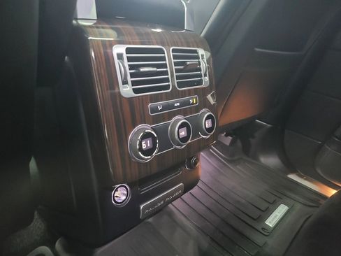 Used 2016 Land Rover Range Rover image 40