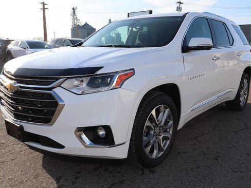 Used 2020 Chevrolet Traverse Premier w/ LPO, Floor Liner Package image 1